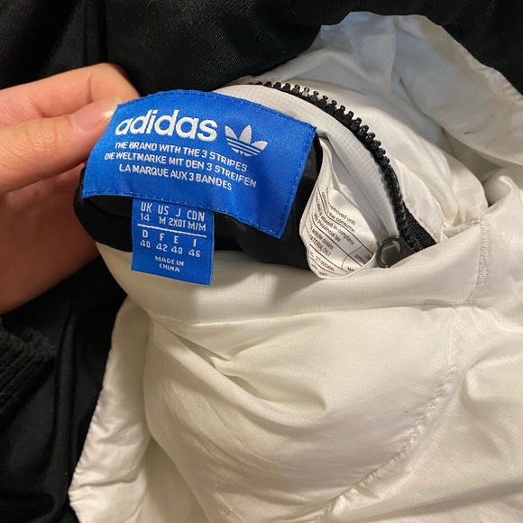 Adidas Reversible puffer jacket - Picture 5 of 5